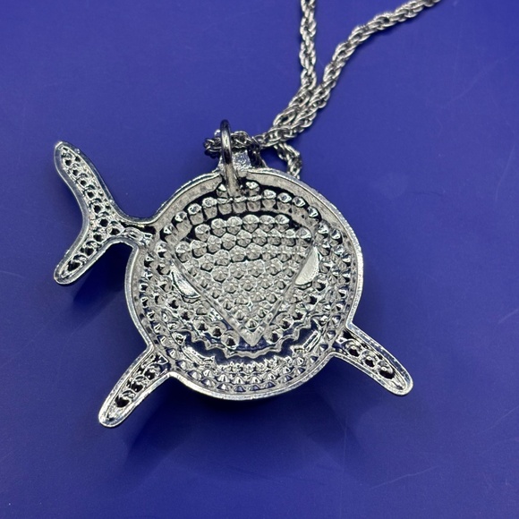 Silver tone Iced out big shark pendant 3A CZ Hip hop rapper jewelry w/chain - Picture 3 of 4